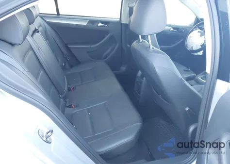 2013 Volkswagen Jetta 2.0L Tdi from USA, damaged, VIN 3VWLL7AJXDM382400